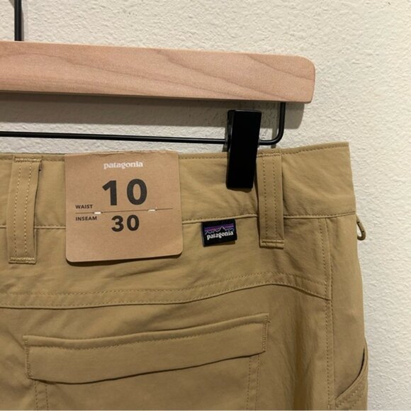 Patagonia Women’s Quandary Pants Size 10 Classic Tan – 30" Inseam – UPF 40+ NWT - Picture 3 of 5